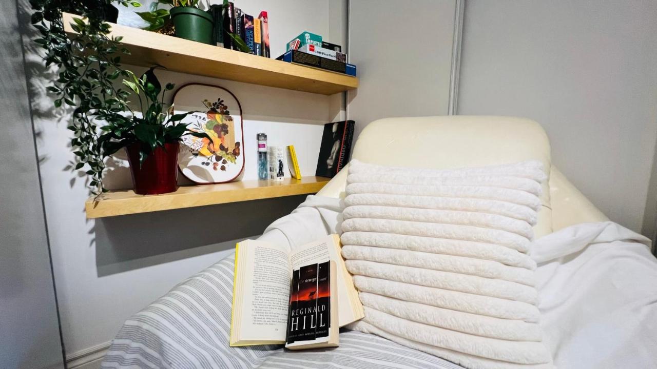 Toronto Bed & Breakfast - Free Parking Εξωτερικό φωτογραφία
