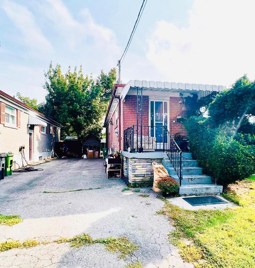 Toronto Bed & Breakfast - Free Parking Εξωτερικό φωτογραφία