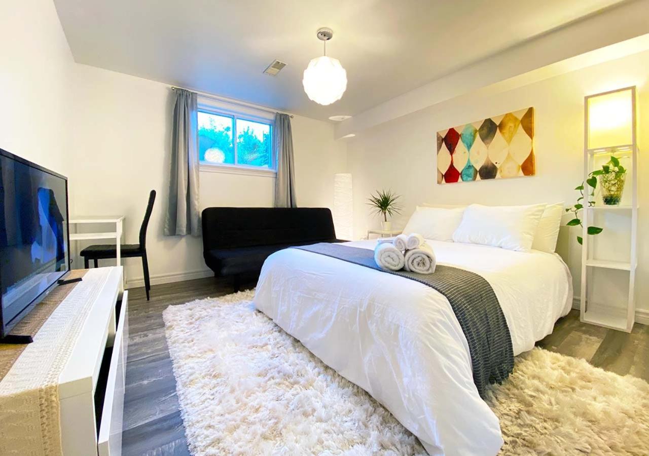 Toronto Bed & Breakfast - Free Parking Εξωτερικό φωτογραφία